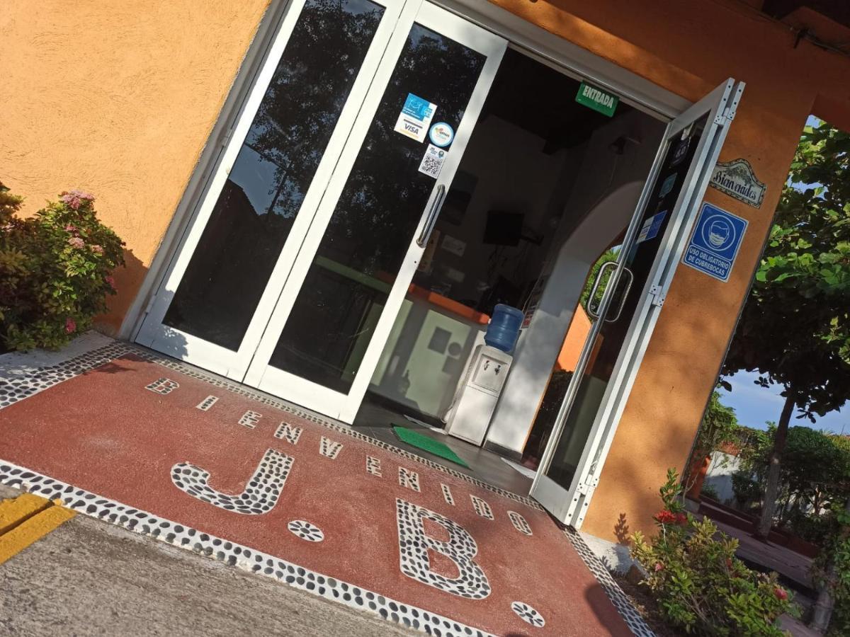 זיהואטנחו Hotel J.B. מראה חיצוני תמונה