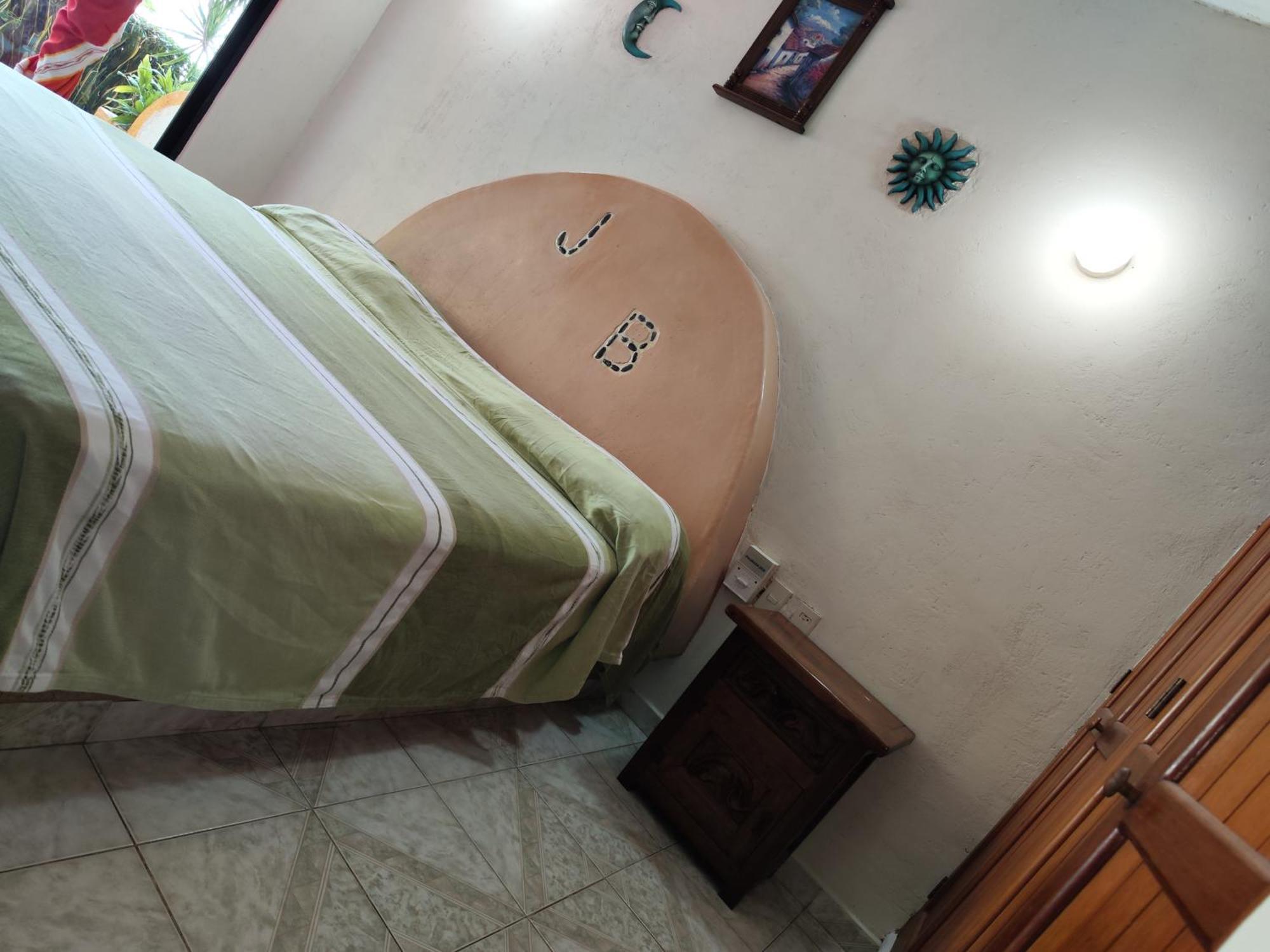 זיהואטנחו Hotel J.B. מראה חיצוני תמונה