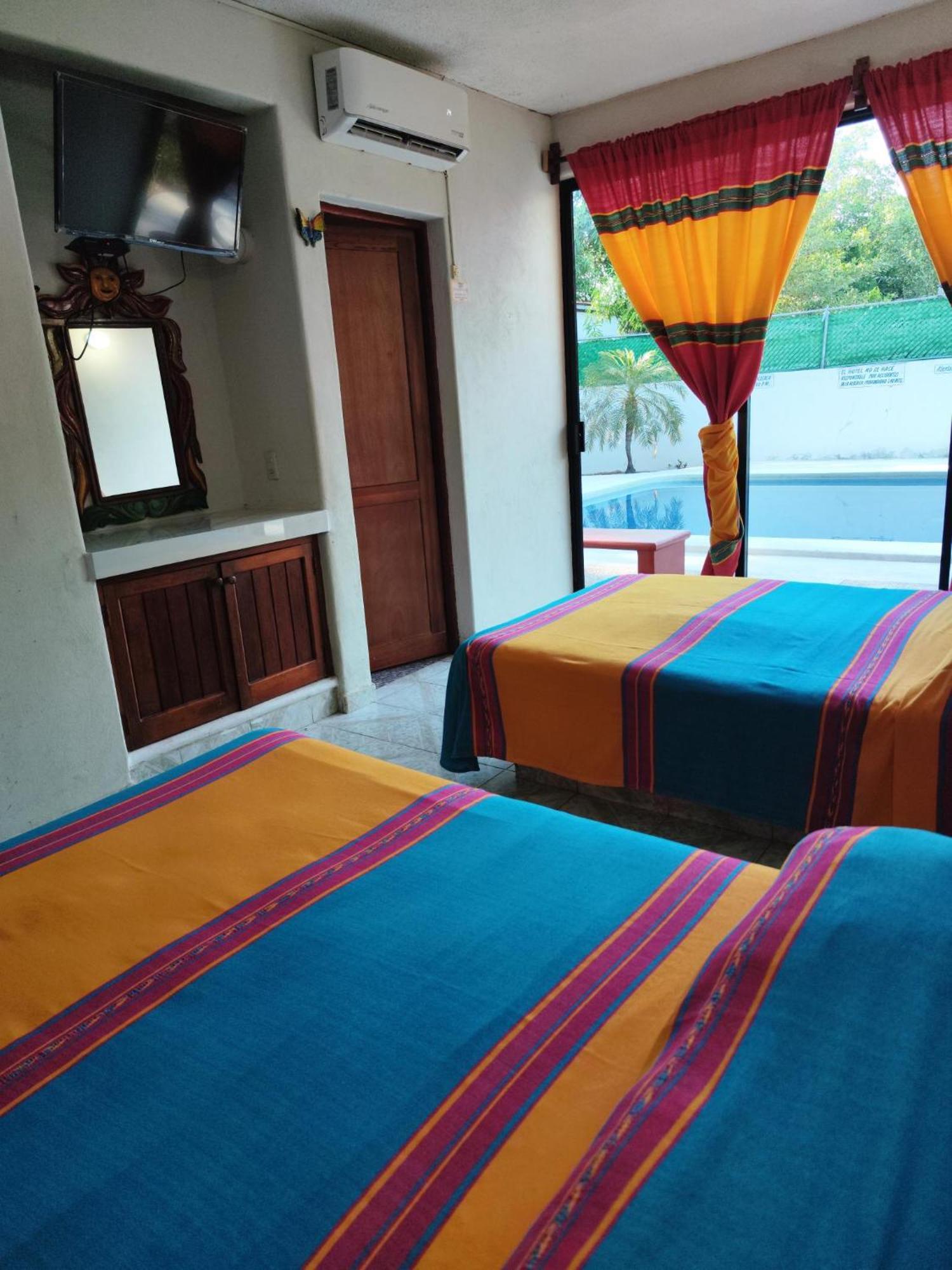 זיהואטנחו Hotel J.B. מראה חיצוני תמונה