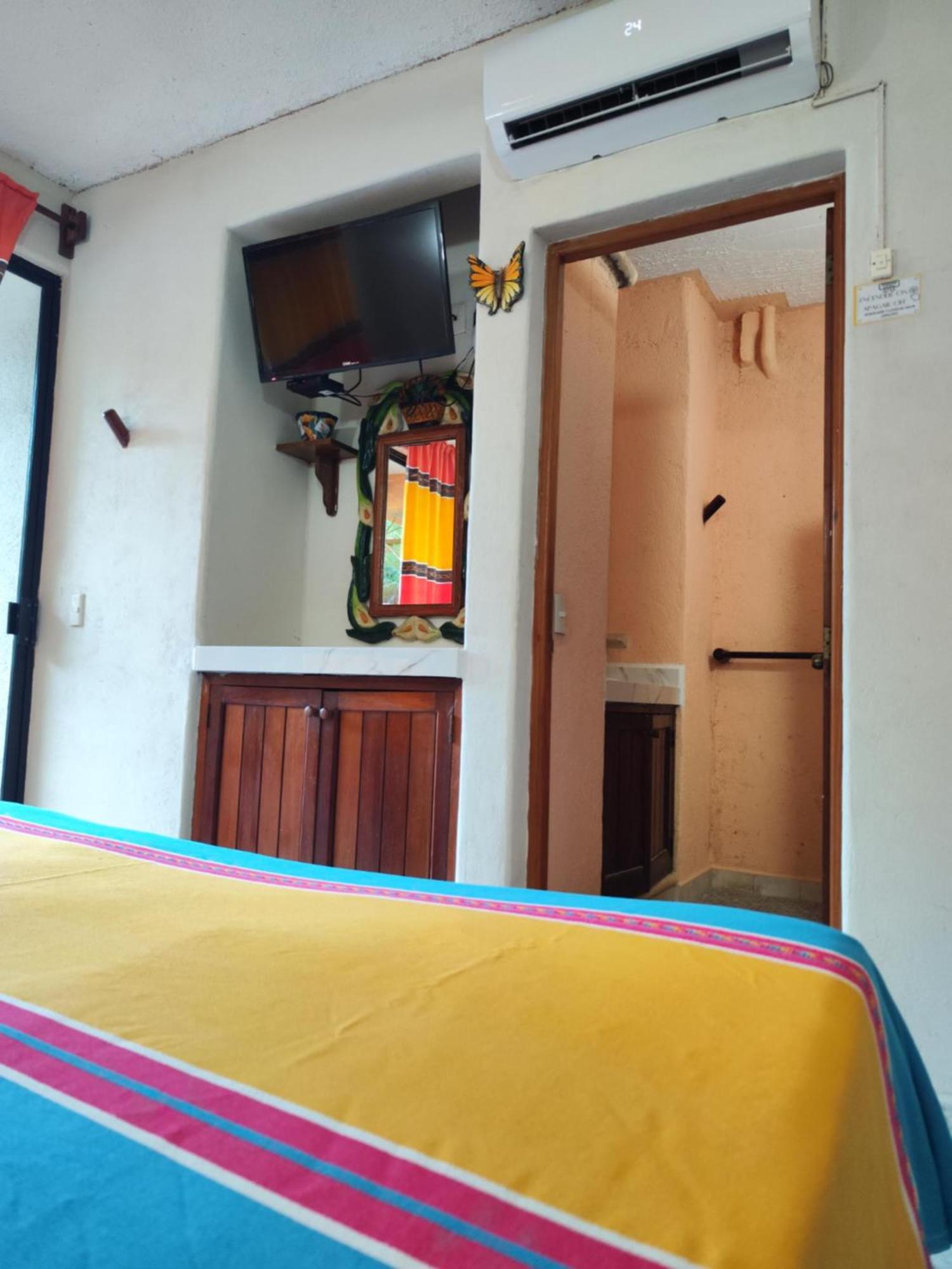 זיהואטנחו Hotel J.B. מראה חיצוני תמונה